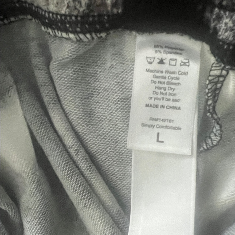 LuLaRoe Jax Joggers - Large - Picture 8 of 12